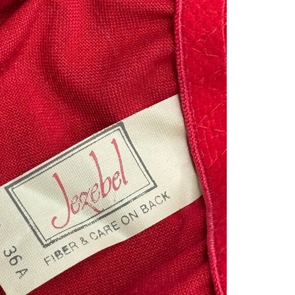 ⭐ NWT Jezebel Lace Underwire Bra • Crimson Red • 36A ⭐ - Picture 5 of 6